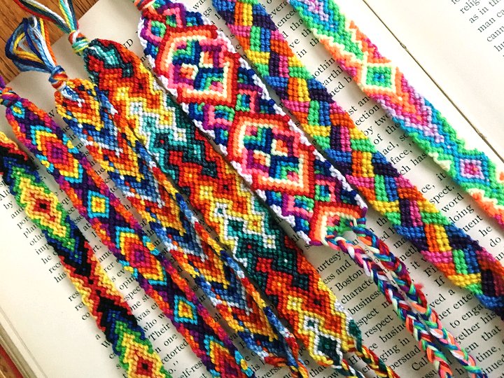 Dishfunctional Designs: Friendship Bracelets As Textile Arts: Maturing A  Childhood Trend